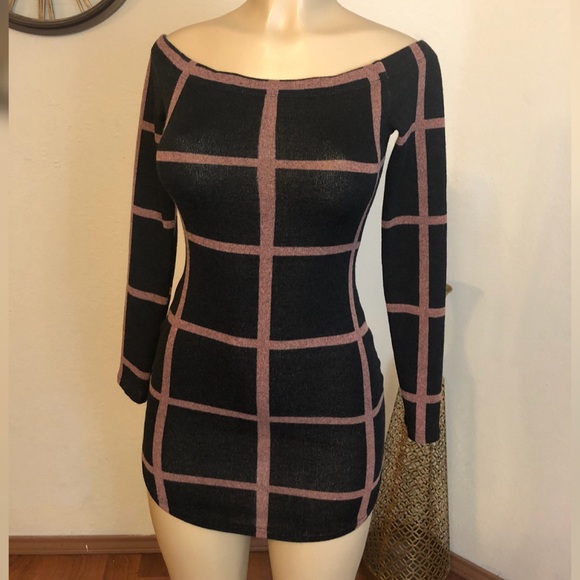 Fashion Nova Dresses & Skirts - Fashion Nova Off-the-shoulder Mini Dress